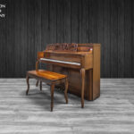 Yamaha M215 Vertical Piano