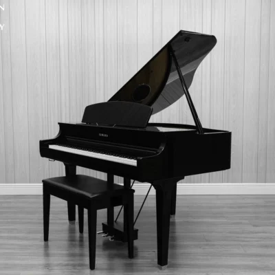 Yamaha CLP-795GP digital grand piano in polished ebony finish